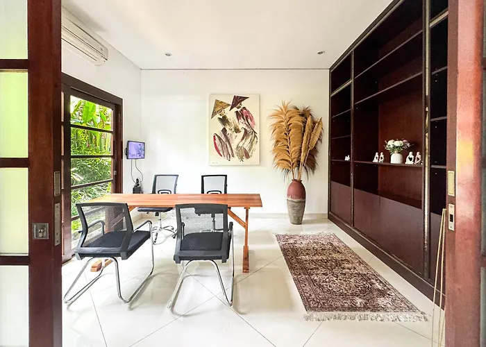 Luxury 4-bedroom Pool In - 7 Mins To * 坎古