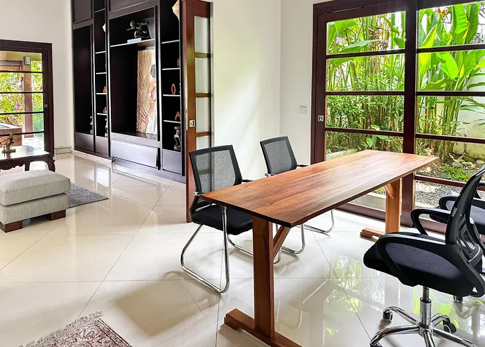 别墅 Luxury 4-bedroom Pool In - 7 Mins To