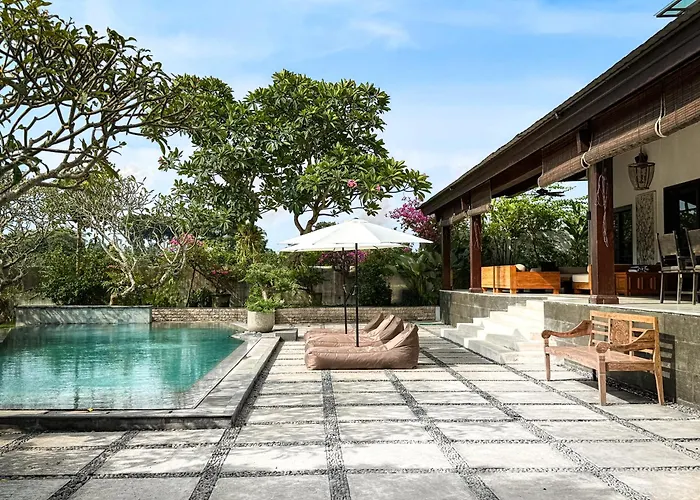 别墅 Luxury 4-bedroom Pool In - 7 Mins To